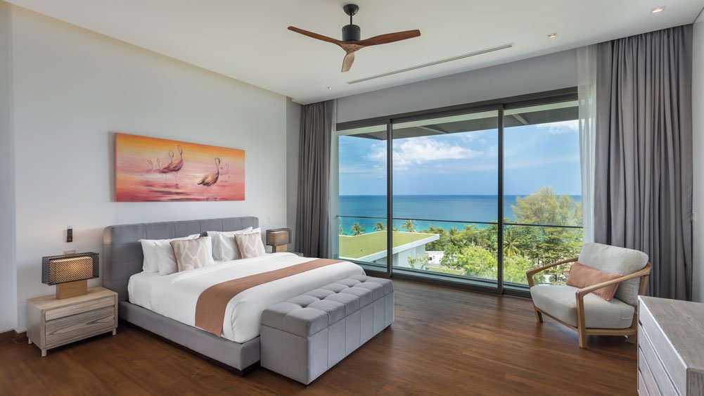 Malaiwana Duplex - Master bedroom one